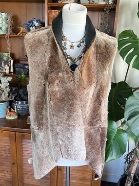 Truth And Pride Real Lamb Fur/Leather Open Front Layering Vest Italy S